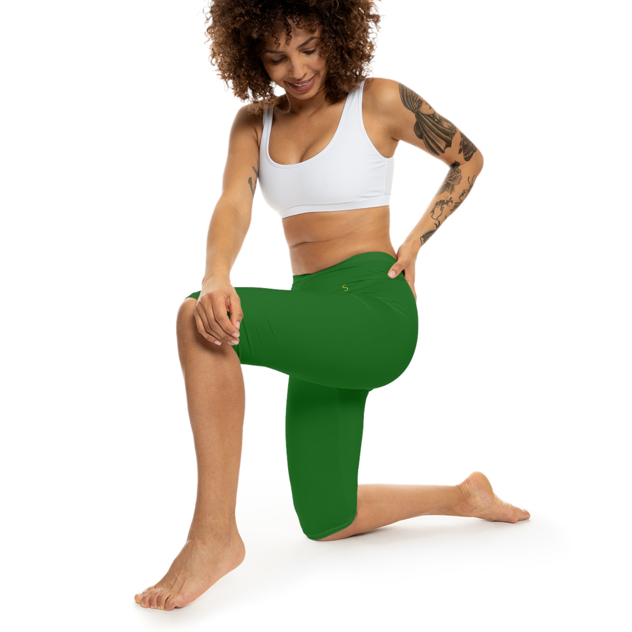 Fresh, vibrant, and effortlessly refined Emerald capris